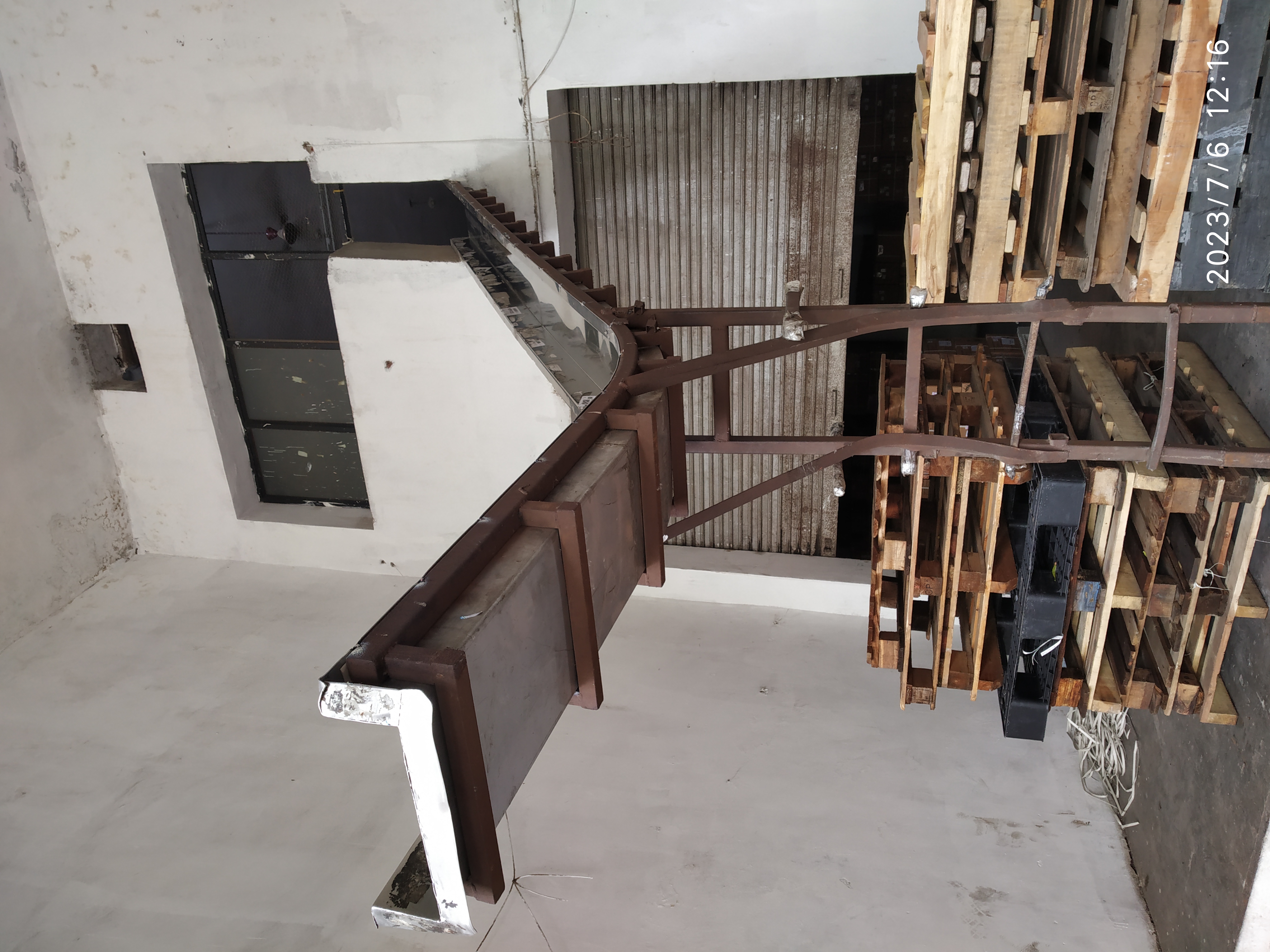 Unloading Slider