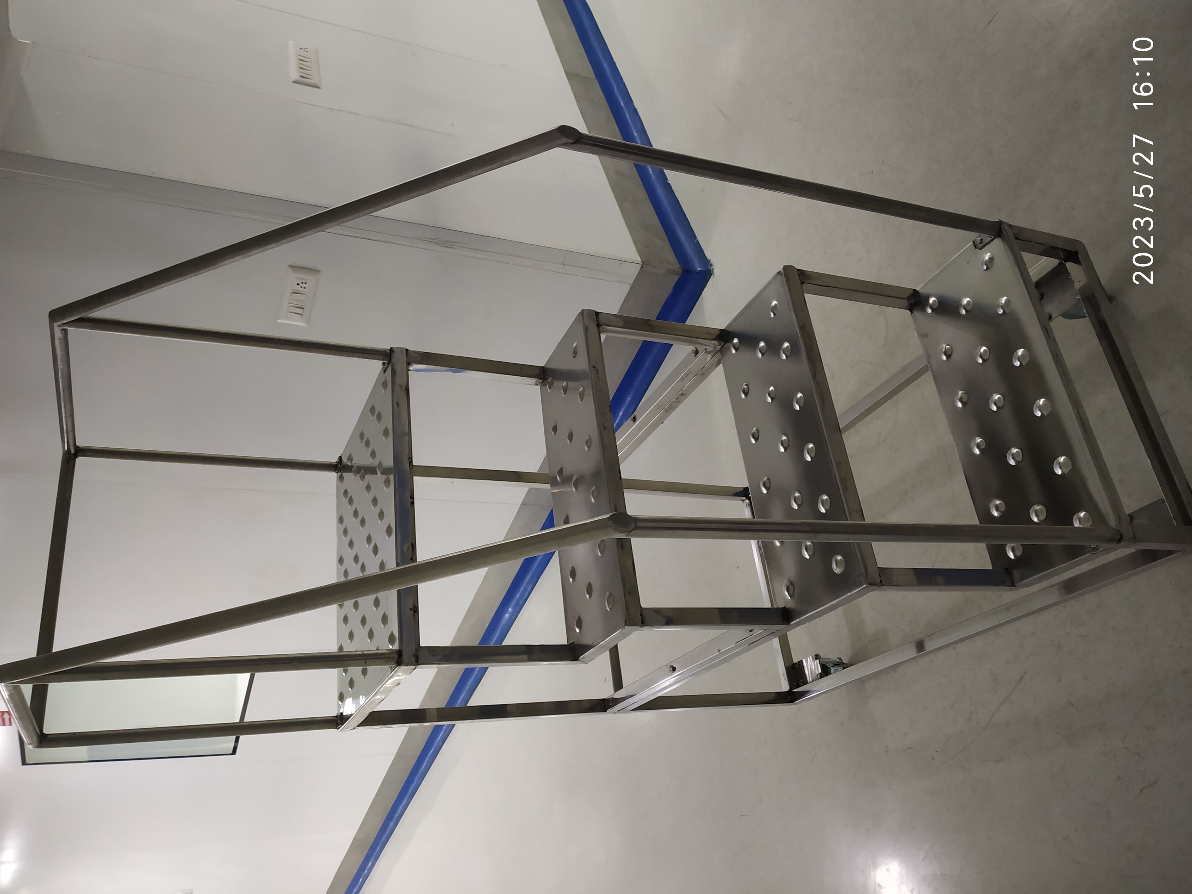 Ladder
